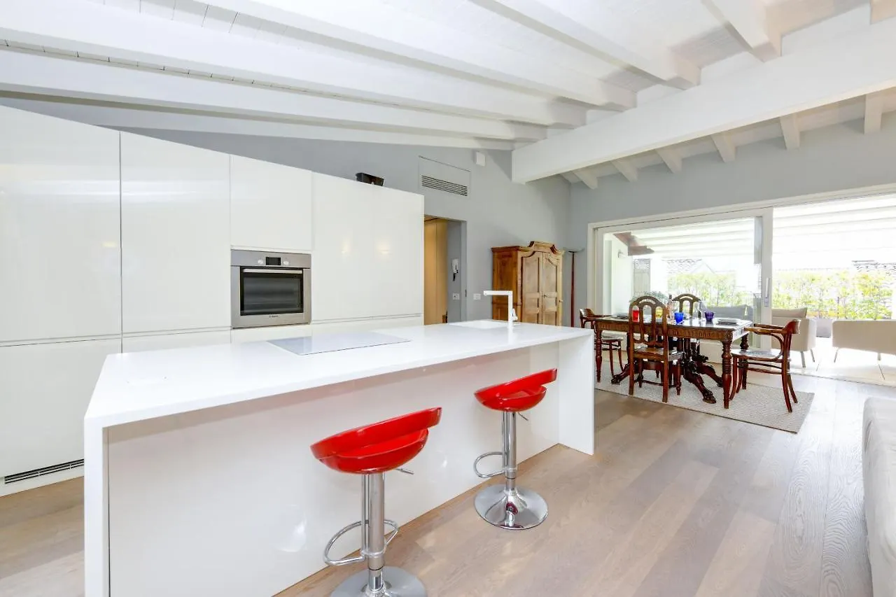 Fantoni Loft Daire Salò İtalya