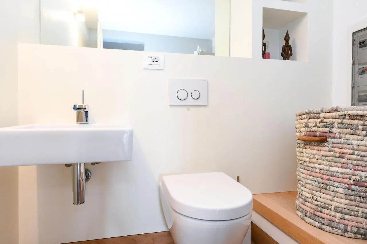 Fantoni Loft Daire Salò İtalya